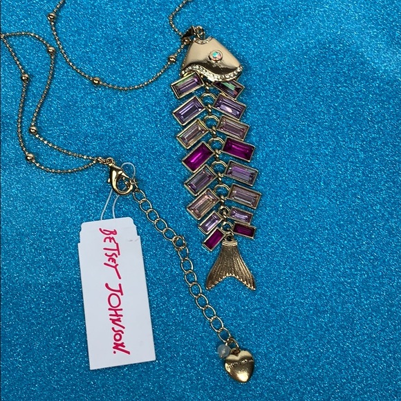 Betsey Johnson CATCH of the DAY! - Picture 3 of 5